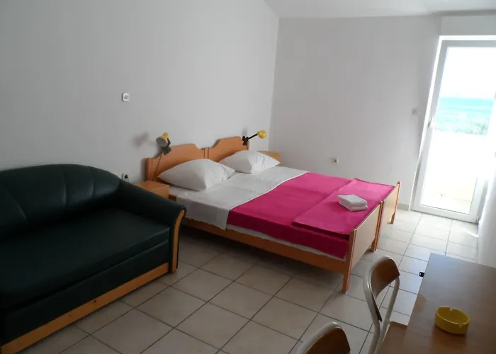 Galeb Pag - 3* Паг