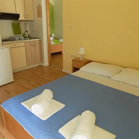 Galeb Pag - 3* Pag Town