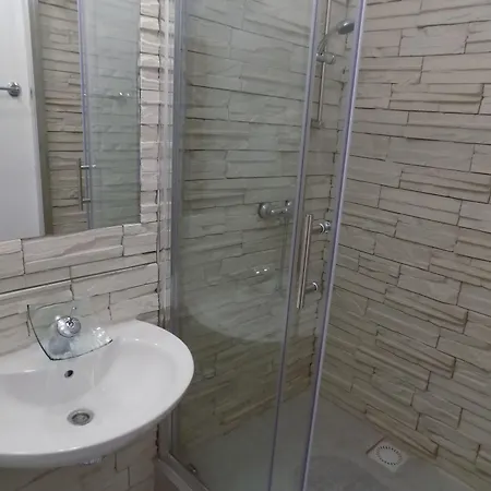 Galeb Pag - 3* Pag Town