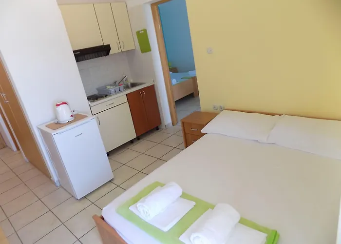 Gasthuis Galeb Pag - 3*